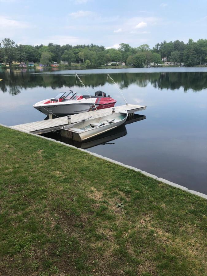 Welcome To The Lake Northwood Exterior foto